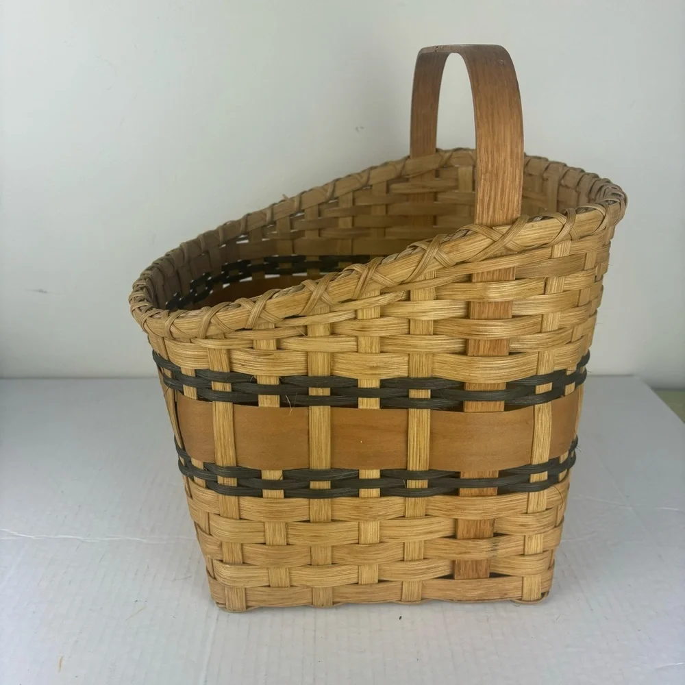 Handcrafted basket for cookbooks with handle-signed by maker